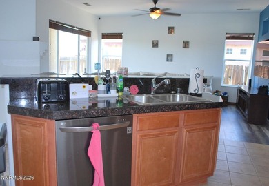 VIEWS, VIEWS, VIEWS!!! Don't miss this AWESOME 4 bedroom, 2 bath - photo 22