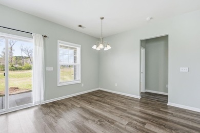 Check out this awesome 3 bed/2 bath home located just minutes - photo 23