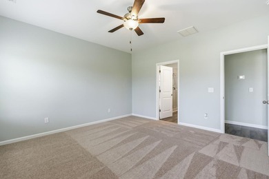 Check out this awesome 3 bed/2 bath home located just minutes - photo 27