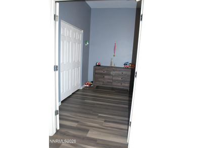 VIEWS, VIEWS, VIEWS!!! Don't miss this AWESOME 4 bedroom, 2 bath - photo 27