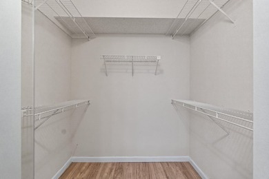 Beautifully renovated 2 BD, 2 BA first-floor condo in Century - photo 27