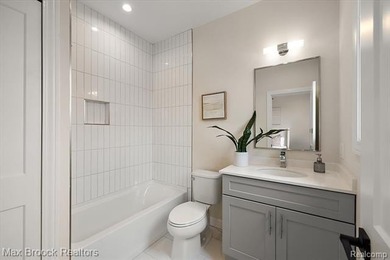 The Townhomes on Notre Dame offer modern living in the heart of - photo 32