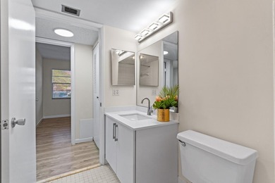 Beautifully renovated 2 BD, 2 BA first-floor condo in Century - photo 34