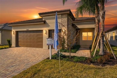 Lake Home For Sale in Wesley Chapel, Florida