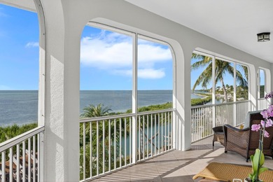 An Oceanfront Masterpiece with Infinite Horizons Commanding a - photo 11