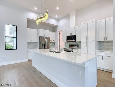 Welcome to 620 SW 26th Street, Cape Coral! This stunning - photo 14