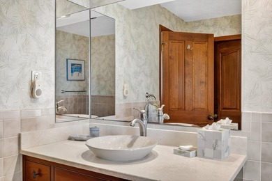 An Oceanfront Masterpiece with Infinite Horizons Commanding a - photo 19