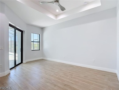 Welcome to 620 SW 26th Street, Cape Coral! This stunning - photo 22
