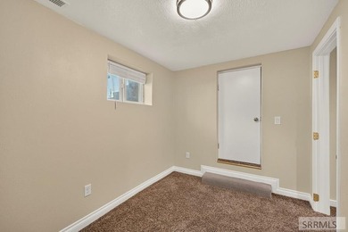 Oversized Corner Lot! Welcome to this beautifully maintained - photo 29