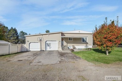 Oversized Corner Lot! Welcome to this beautifully maintained - photo 36