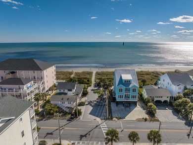 Looking for a 4-bed home in North Myrtle Beach just two blocks