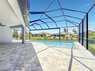 Welcome to 620 SW 26th Street, Cape Coral! This stunning - photo 39