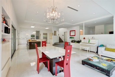 Located in Bay Heights, this 4-bedroom, 4.5-bath residence - photo 10