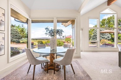 An extraordinary sanctuary of living & landscape, set on more - photo 16
