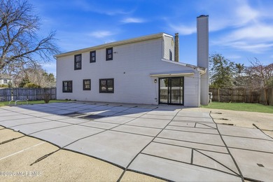 Beautiful Home in the Highly desirable Silverton Area on a - photo 19