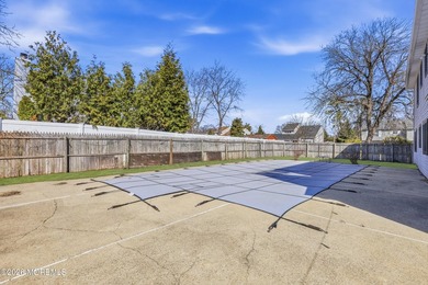 Beautiful Home in the Highly desirable Silverton Area on a - photo 20