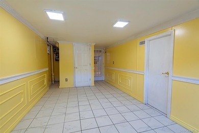 Welcome to this beautiful Hi-Ranch in Douglaston!! Features - photo 21