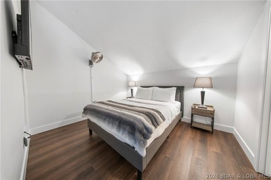 Experience elevated Lake of the Ozarks living in this furnished - photo 23