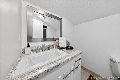 Experience elevated Lake of the Ozarks living in this furnished - photo 25