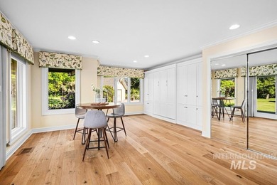 An extraordinary sanctuary of living & landscape, set on more - photo 32