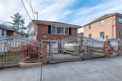 Welcome to this beautiful Hi-Ranch in Douglaston!! Features - photo 39