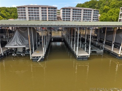 Experience elevated Lake of the Ozarks living in this furnished - photo 41