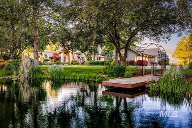 An extraordinary sanctuary of living & landscape, set on more - photo 42