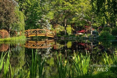 An extraordinary sanctuary of living & landscape, set on more - photo 43