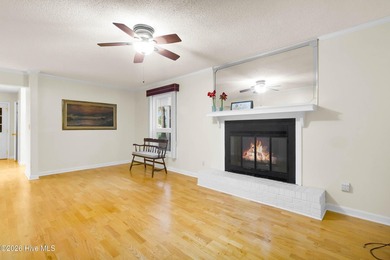 $3000 USE AS YOU CHOOSE with accepted offer! Welcome to this - photo 8