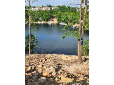 Lake Lot For Sale in Lake Ozark, Missouri