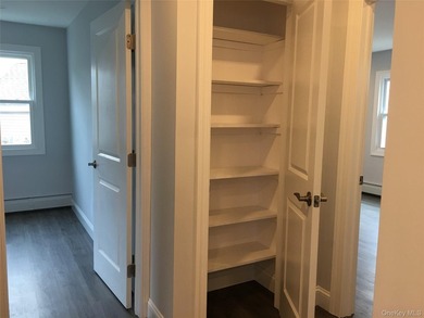 Gorgeously completely remodeled home! New kitchen with beautiful - photo 15