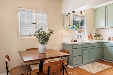 Welcome to La Casa Mariana, an exceptional Spanish-style triplex - photo 16