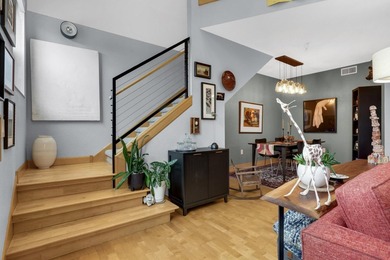 Spectacular 2-story condo offering style, comfort and space! - photo 18