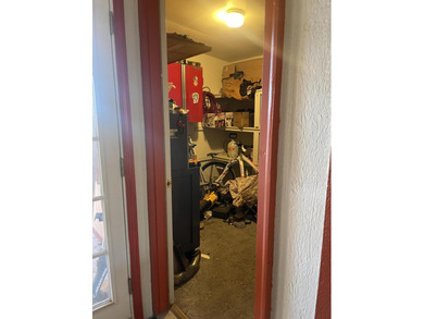 Very nicely kept home. 55+ neighborhood. Lots of space in home