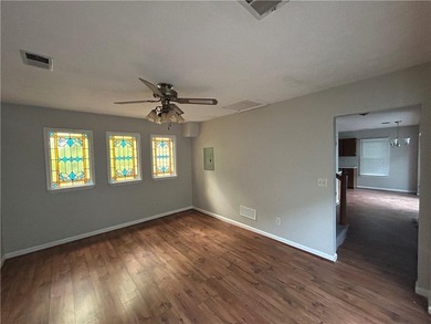 This two-story home offers over 1,500 sq ft of comfortable - photo 19