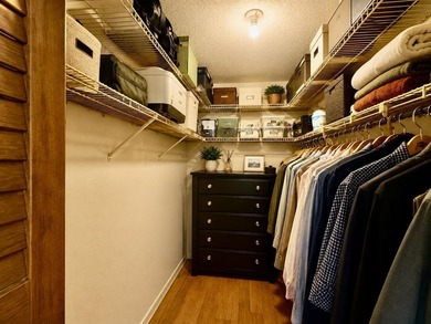 Charming corner-unit condo offering over 1,000 sq. ft. of living - photo 19