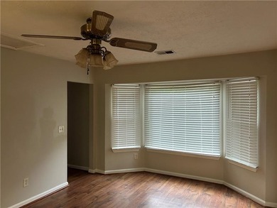 This two-story home offers over 1,500 sq ft of comfortable - photo 21