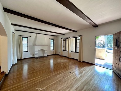 Welcome to La Casa Mariana, an exceptional Spanish-style triplex - photo 27