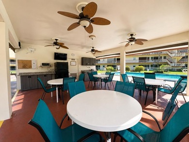 Charming corner-unit condo offering over 1,000 sq. ft. of living - photo 28