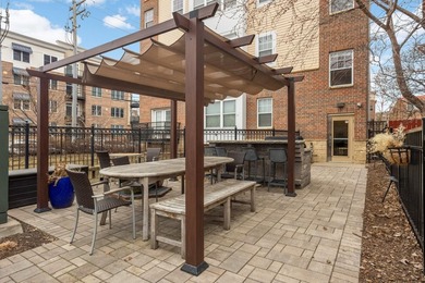 Spectacular 2-story condo offering style, comfort and space! - photo 35