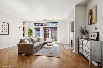 This 2 bed/2 bath condo is the perfect blend of modern comfort - photo 3