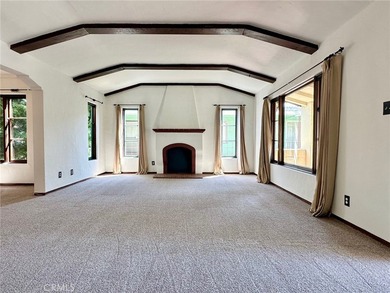Welcome to La Casa Mariana, an exceptional Spanish-style triplex - photo 44