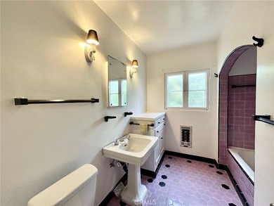 Welcome to La Casa Mariana, an exceptional Spanish-style triplex - photo 46