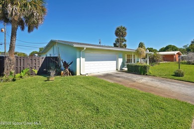 Beautifully maintained home, lovingly cared for and ready for - photo 4