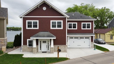 Luxury lake living on beautiful Tichigan Lake with 65' of prime - photo 1