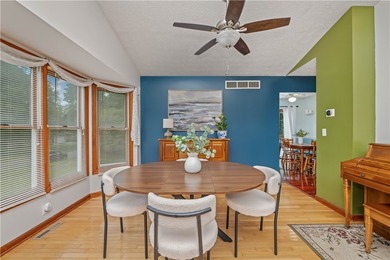 Meticulously maintained and move-in ready, this stunning - photo 13