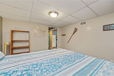 Meticulously maintained and move-in ready, this stunning - photo 34