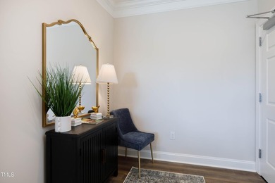 Experience the epitome of Luxury Condo Living in our exquisite - photo 5