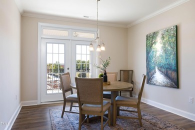 Experience the epitome of Luxury Condo Living in our exquisite - photo 10