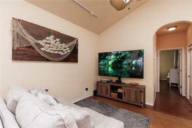 We are pleased to present an exquisite coastal short-term rental - photo 9